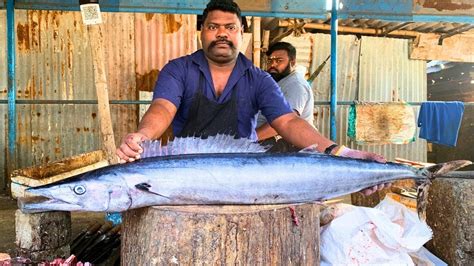 Kasimedu Selvam Big Vanjaram Fish Cutting Video Youtube