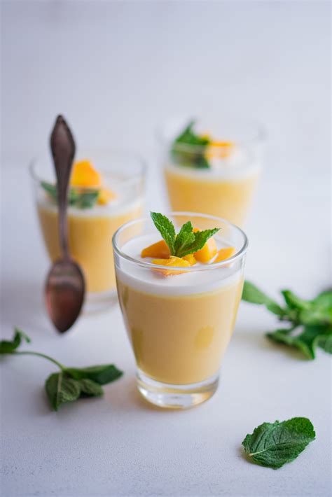 Easy Chinese Mango Pudding Romandian Masala