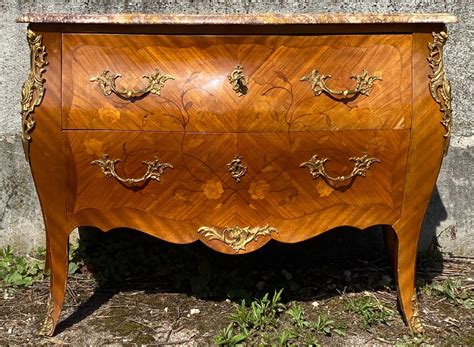 Proantic Beautiful Commode In Louis Xv Style Marquetry Curved On All