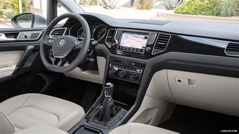 Volkswagen Golf Sportsvan 2014MY Interior