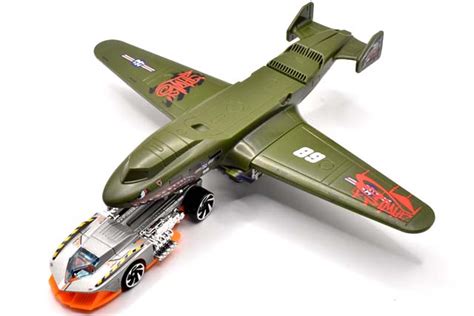 Turbolence Tug Hvd Hot Wheels