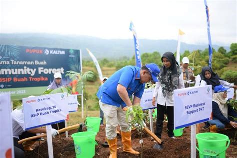 Kerja Sama Community Forest Bersama BSIP Pupuk Kaltim Target Tanam 7