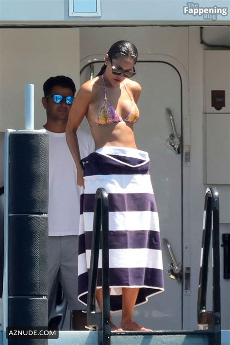 Eiza Gonzalez Sizzles In Sexy Bikini On Yacht Cruise AZNude