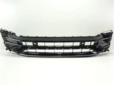 Vw Tiguan R Line Front Bumper Lower Grill 2020 On Genuine 5na853677q