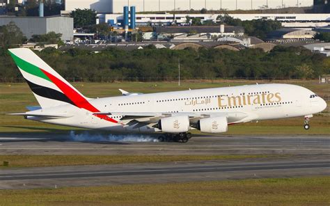 Emirates Estreou Novo Interior Do Airbus A No Brasil