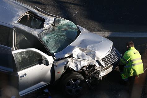 Herido un joven de 19 años tras volcar con su coche en la A 66 a la