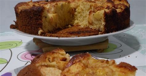 BOLO SIMPLES DE MAÇÃ E BANANA Receitas Culinárias