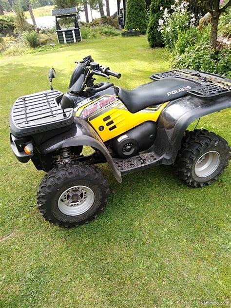 Polaris Trail Boss 330 2x4 330 E Juhla 50 V Malli 350 Cm³ 2005