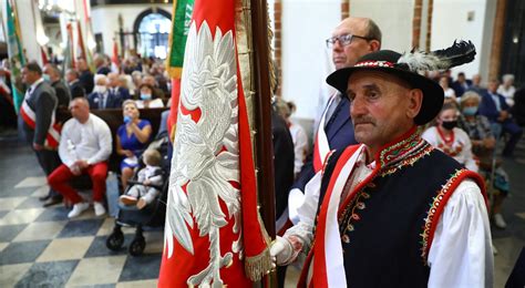 Cz Onkowie Nszz Rolnik W Indywidualnych Solidarno Uczcili