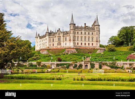 Dunrobin Castle Castle Park Scotland Great Britain Stock Photo Alamy