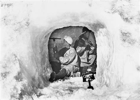 Rare Pictures Scotts South Pole Expedition 100 Years Later