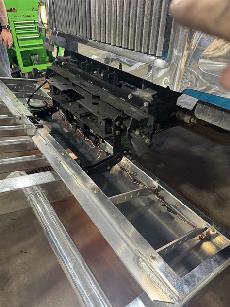 Herd Bumper Kenworth To International Adapter