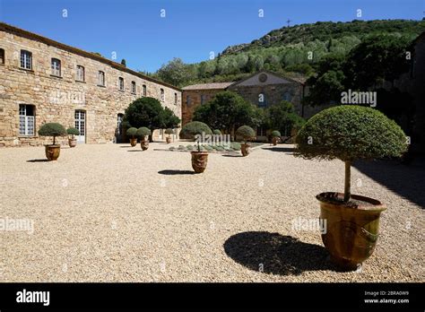 Abbaye Saint Marie De Fontfroide Immagini E Fotografie Stock Ad Alta