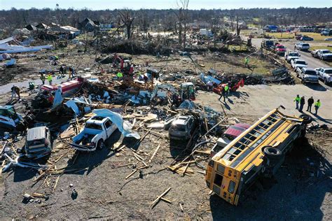 Shocking Photos of the Tornado Damage in Kentucky, Illinois