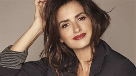 Instagram Penélope Cruz Irreconocible Tras Su último Cambio De Look