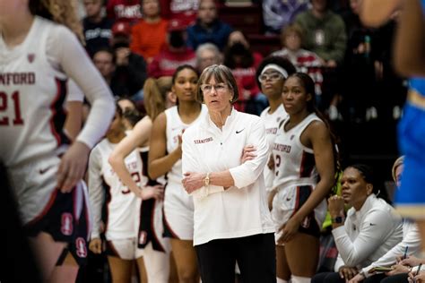 Stanford Coach Tara VanDerveer Makes College Basketball History In ...