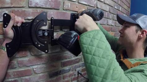 Jobshare How To Mount A Tv On Your Wall Brick Concrete Or Sheetrock