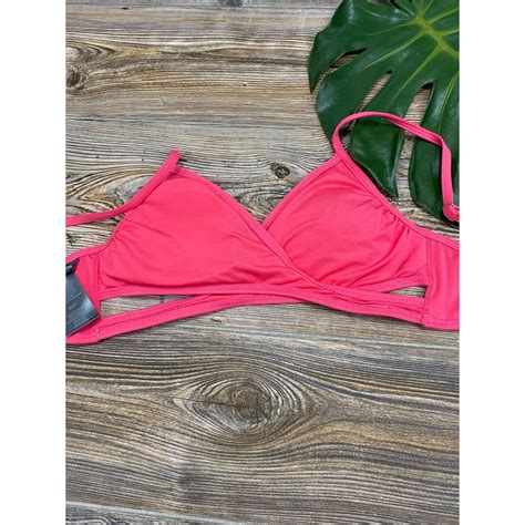 Vince Camuto Women S Pink Bikini And Tankini Tops Depop