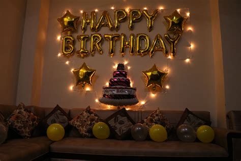 BIRTHDAY BASH DECOR