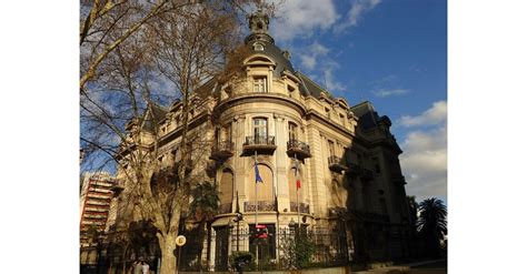 Palacio Ortiz Basualdo la emblemática mansión de 103 años que resalta