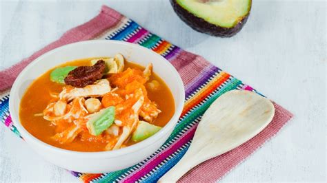 Caldo de pollo ranchero así puedes preparar esta sencilla y económica