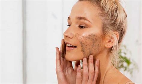 Cómo exfoliar la piel correctamente