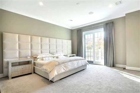 RESIDENCES — Roslyn Landing, a unique townhome-style Condos for sale in