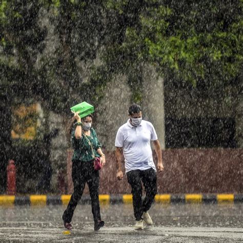 Rain Alert শনিবার পর্যন্ত গরম থেকে স্বস্তি কলকাতা সহ কয়েকটি জেলায়