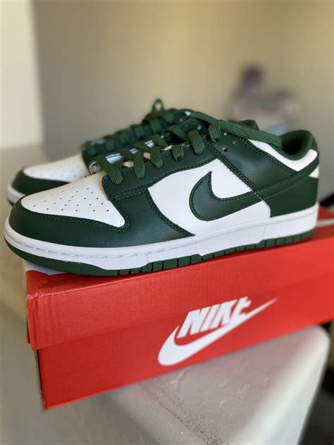 Dunk Low Michigan State Lv Stock • Sneakerdouble