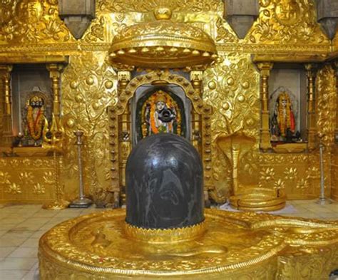 Somnath Jyotirlinga कैसे पड़ा इस ज्योतिर्लिंग का नाम जानें इसका महत्व