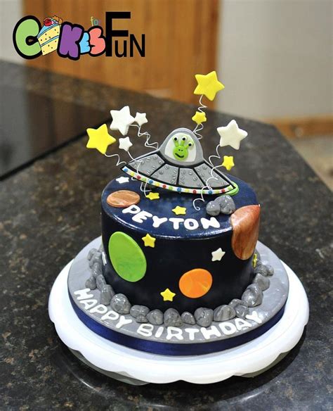 Space Alien Cake Decorated Cake By Cakes For Fun CakesDecor