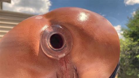 Plug Anal énorme En Extérieur En Public Pornhub