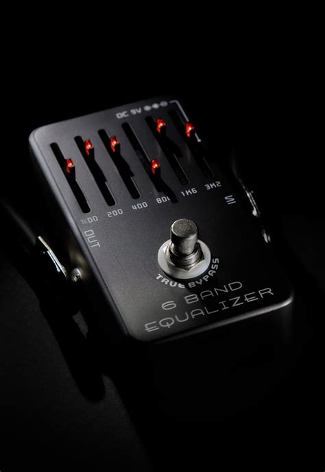 7 Cool Ways To Use An EQ Pedal On Guitars