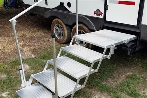 RV Steps For Elderly: How Do You Make RV Steps Safer? (Ramp)