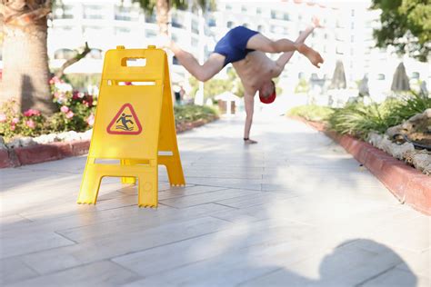 Learn Common Causes Of Swimming Pool Slip And Fall Accidents