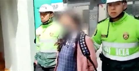 Detienen e investigan en Perú a hombre disfrazado de mujer por grabar a