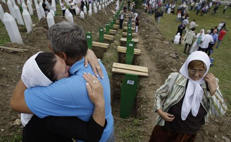 Srebrenica massacre victims remembered - Photo 1 - Pictures - CBS News