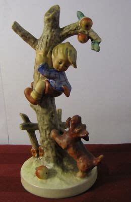 VINTAGE GOEBEL HUMMEL FIGURINE 56 A CULPRITS BOY IN APPLE TREE W