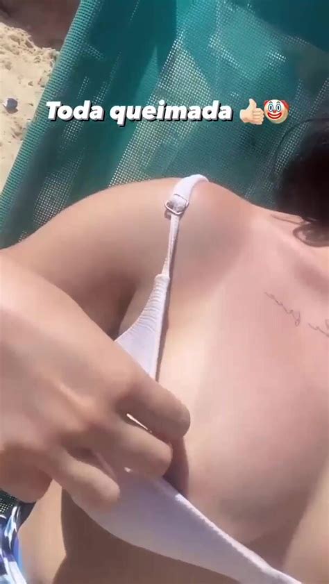 Bikini Barely Boobs Show Thisvid Em Ingl S