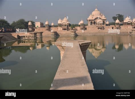 Kusum Sarovar, Vrindavan, Mathura, India Stock Photo - Alamy