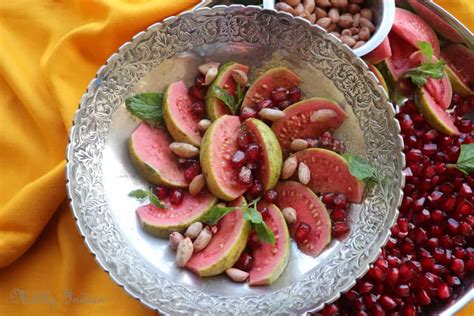 Amrood aur anar fruit chaat -guava and pomegranate salad | Mildly Indian