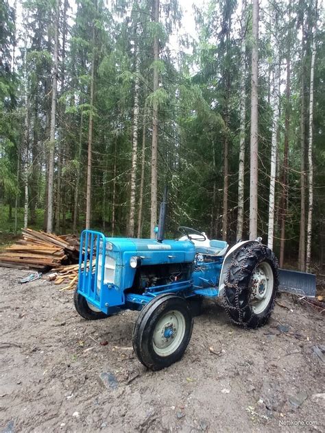 Fordson Super Dexta Tractors Nettikone