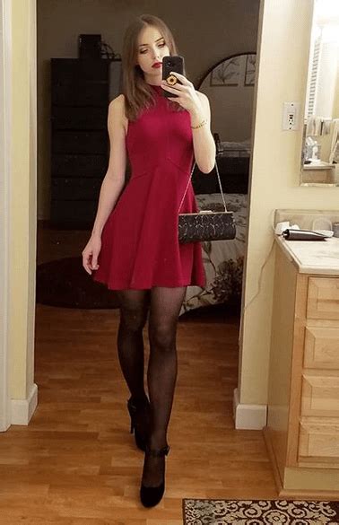 Another Dress R Selfie