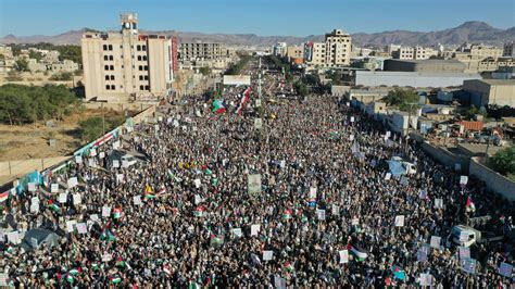 الكشف عن امكانية ادراج رأس زعيم الحوثيين ضمن الغارات الامريكية