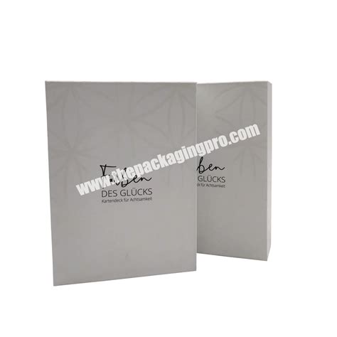 Customized Logo Luxury High Quality Packaging White Lid And Base Rigid