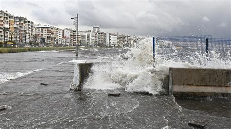 Meteoroloji sel ve su baskını tehlikesi için uyardı bu illerde