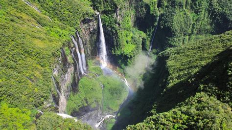 Top 5 beautiful waterfalls and pools | Île de la Réunion Tourisme