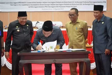 Banggar Dprd Kabupaten Sumbawa Sampaikan Laporan Kua Ppas Apbd Tahun