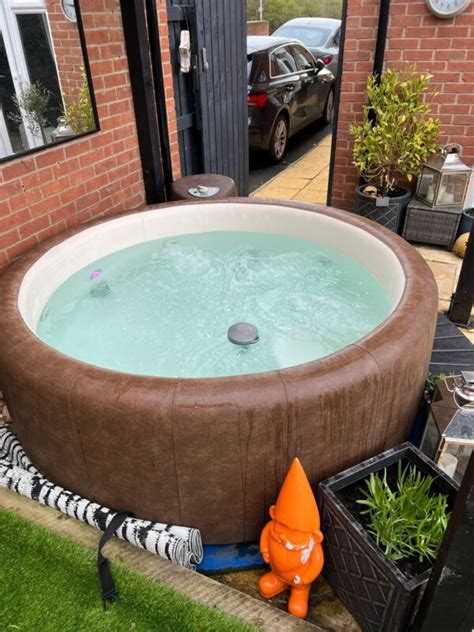 Softub T300 Hot Tub And Cedar Wood Step For Sale From United Kingdom