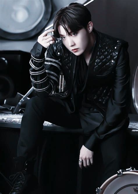 Пин от пользователя BTS💜 vjk на доске BTS | Знаменитости, Кей поп, Берет